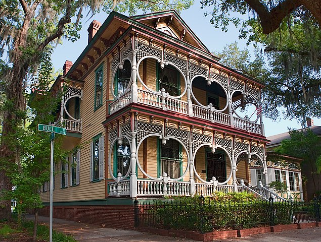 Historic Savannah: Beautiful, far away, and expensive!